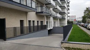 Przytulna kawalerka z wanną i wygodnym łóżkiem tuż obok Magnolia Park - Image 5