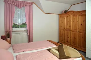 Apartamento de 4 estrelas com terraço e passeios a cavalo - Image 3