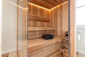 Wellness-stråtækt feriehus ved Üselitzer Wiek – tæt på naturen & luksuriøst - Image 4