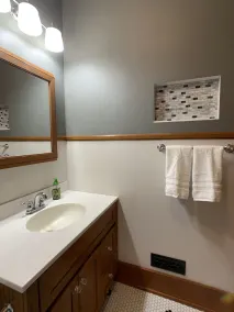 Exceptional new listing Decorah Craftsman Bungalow - Image 3
