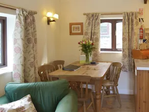 2 Schlafzimmer Unterkunft in Polson, nr. Launceston - Image 4