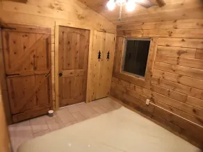 Rustic but modern  log cabin in Montello on 10 acres 1/2 hour from WI Dells - Image 5
