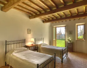 Casa Carina è un accogliente cottage con piscina per la tua vacanza in Umbria - Image 3
