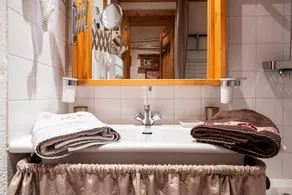 Appartement \"Le Châtelard\" avec vue sur les montagnes, terrasse privée et Wi-Fi - Image 4