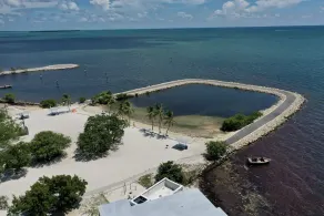 Ideal Keys Getaway! Bring your family, boat and enjoy Keys living! - Image 5