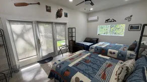 Luxury at the Lake - Large Lakeview - Game Room    - Shasta Lakeshore Retreat #7 - Image 4