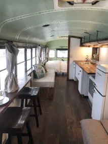 The Park Bus BnB - Image 2