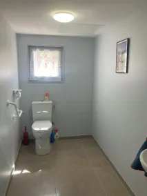 Small single-storey apartment with PRM access, 2*. - Image 3
