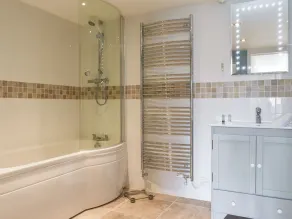 4 Schlafzimmer Unterkunft in Bideford - Image 2