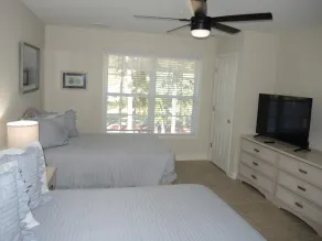2909m 1 Bedroom Condo - Image 3