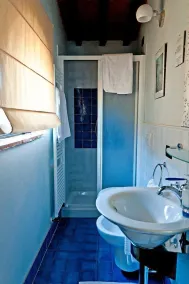 Villa Collarina A: An elegant and welcoming villa situated in a quiet location, surrounded by a wonderful garden, with Free WI-FI. - Image 2