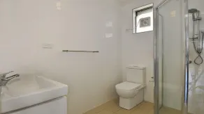 Beachside Getaway - 150 metres to beach - Image 3