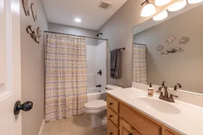 Gorgeous 6BR Lake Home: Pool, Hot Tub, Multi-Family - Image 4