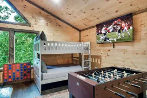 Built 2022★Private★Sauna★Fire-Pit★Slide★Park 6 Cars★Hot Tub★Game Room - Image 3