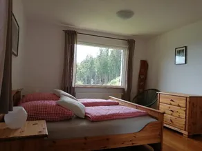 Holiday Apartment \"Deine Rauszeit\" with Mountain View, Private Terrace and Wi-Fi - Image 5