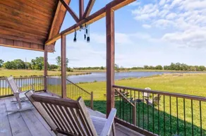 Private cabin getaway - Image 2