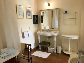 Le clos du Mûrier, charming bed and breakfast - Image 2