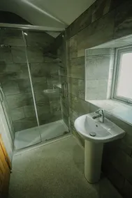 Hope Cross Stables - an award-winning fully accessible cottage - Image 4
