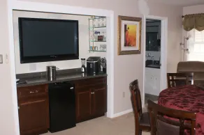 The Orchid Suite @ The Kennedy Manor - Image 2