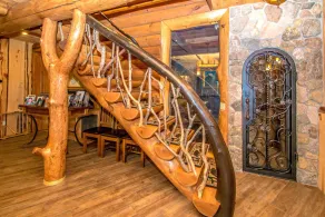 One-of-A-Kind Log Home in the Heart of the White Mountains NH - Image 2