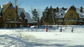 RENOVATED- Ski in&out /Walk to village/ Corner Unit/Pool (summer) Sunny/Views/AC - Image 2