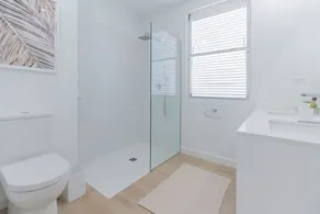 Garden Grove Villas - Image 2