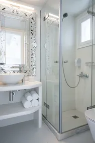 Villa Pearl - Sunset & Sea View - Swimming Pool & Private Outdoor Heated Jacuzzi - Image 2