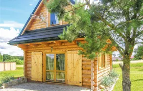 3 Bedroom Beach Front Home In Nidzica - Image 4