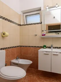 Apartment in Arbanija with sea view, terrace, air conditioning, WiFi 5138-2 - Image 5