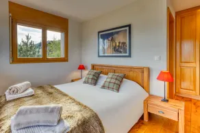 Stunning contemporary chalet in Anzère with unbelievable views of the mountains. - Image 3