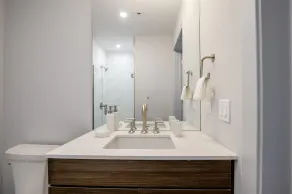 Cozy Loop 1BR w/ Deck, Gym, W/D, nr. West Loop & the L, by Blueground - Image 5