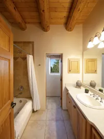Adobe Villa with 360º Views and entrance to Carson National Forest. - Image 5