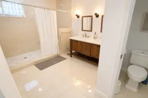 Gated Community Amazing Getaway - Image 4