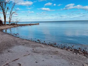 Cozy retreat located off Lake Erie in Woodchuck Marina! - Image 5