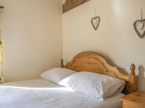 2 bedroom accommodation in Stanner, near Kington - Image 5