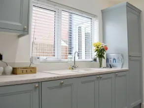3 bedroom accommodation in Lowestoft - Image 2