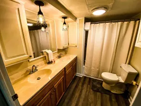 A Perfect Hideaway - Peaceful Mountain Retreat w/ Hot Tub - Image 4