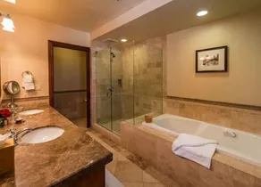 Smukke 4 sovevær, 4. 5 Bath Condo, Village at Northstar - Great Bear 207 - Image 2