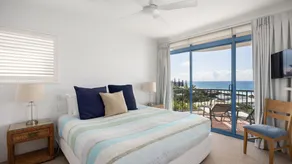 Stunning top floor Sunshine Beach Getaway Unit 7 Vista Pacific 12 Bryan Street - Image 5