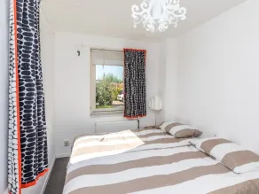The beautiful, tranquil corner location, surrounded by green landscape and with electrical patio cov - Image 4