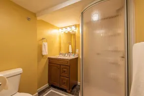Private and Cozy Cottage with Spectacular Hilltop Views - Seasonal Pool &Hot tub - Image 2