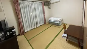 Hotel Crystal Hiroshima - Image 3
