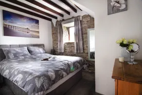 Rowan Retreat - sleeps 2 - Nr Looe and Polperro - Image 5