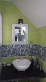 A pretty house on the island of BATZ facing the sea and 3 minutes from the beach - Image 3