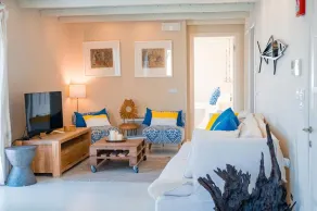 Irini's Bayside Loft - Image 5