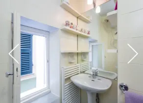 Camogli - Charming Apartment Right Over the Sea - Image 3