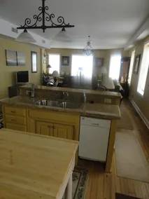 Historic Downtown Loft - Image 2