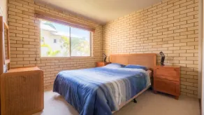 Golden Shores Unit 3 21 Landsborough Parade - Image 5