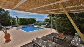 modern villa with private pool, just 5 minutes to the beach - Image 4