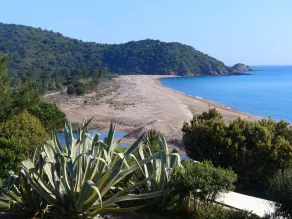  Exclusive granite villa DIRECTLY on the beach, sea and mountain panorama, pool - Image 4
